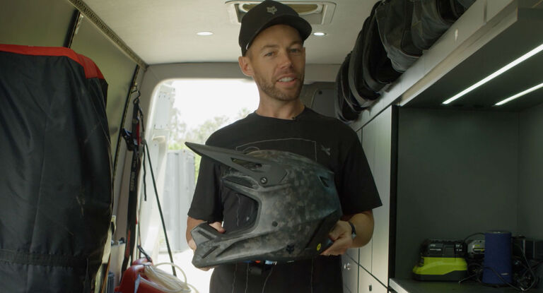 Fitting a helmet